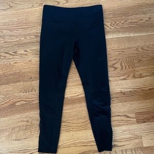 IVIVVA Cropped Black Legging with Mesh Detail Size 14